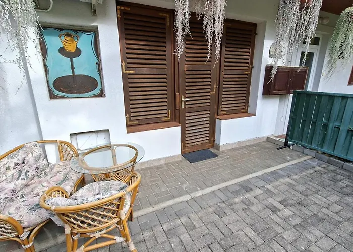 Egri Apartman *